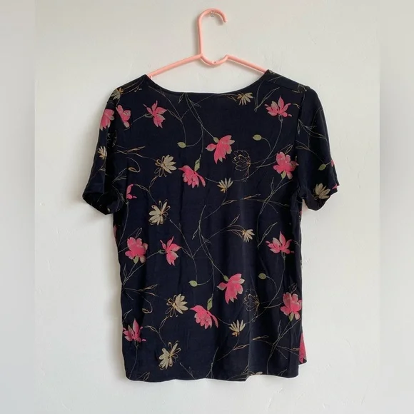 4/$25 Kathy Ireland Essentials Black with Floral Size L - Picture 5 of 5